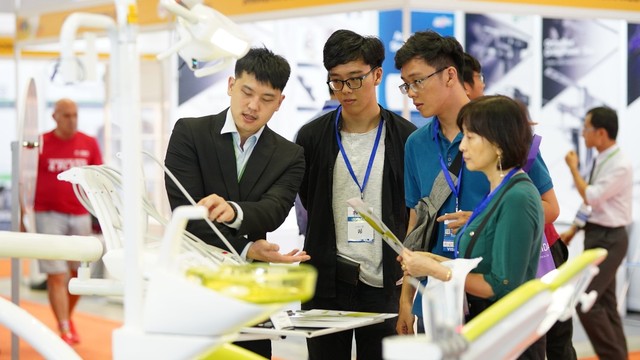 Vietnam Medipharm Expo 2023 - hội nhập quốc tế vì sức khỏe cộng đồng - Ảnh 1.