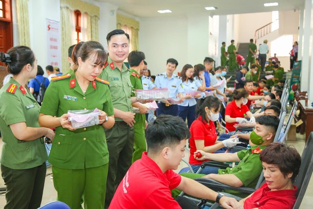 Lan tỏa phong trào hiến máu tình nguyện ở vùng cao Lai Châu - Ảnh 2.