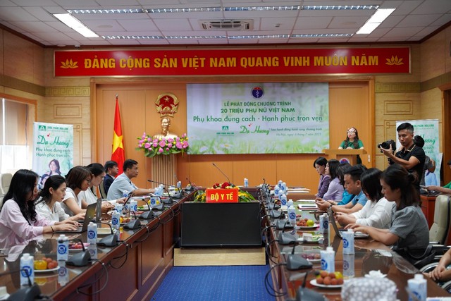 Phát động chiến dịch &quot;20 triệu phụ nữ phụ khoa đúng cách - Hạnh phúc trọn vẹn&quot; - Ảnh 2.