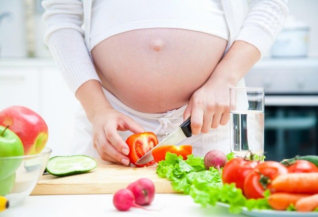 Vai trò của dinh dưỡng trong thời kỳ mang thai - Ảnh 1.