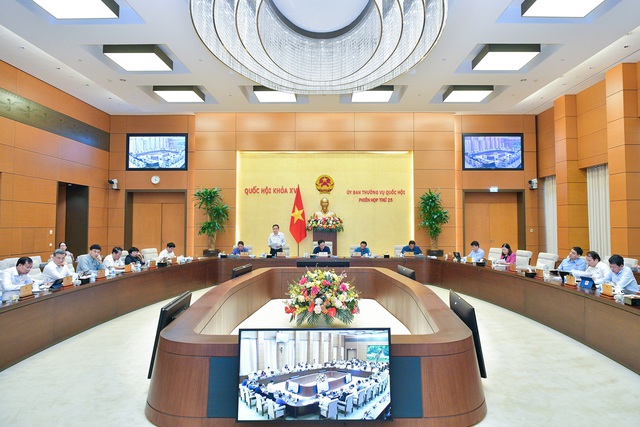Dự kiến giám sát quản lý thị trường bất động sản tại Hà Nội, TP. Hồ Chí Minh và 10 địa phương khác - Ảnh 1.