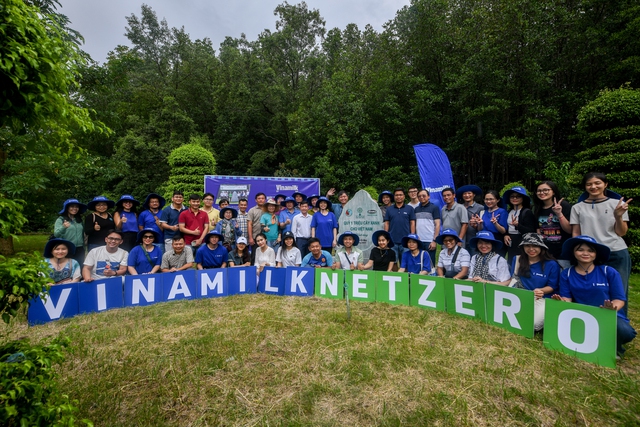 Đẩy mạnh dự án “CÁNH RỪNG NET ZERO VINAMILK”, Vinamilk khoanh nuôi tái sinh 25ha rừng ngập mặn Cà Mau - Ảnh 8.