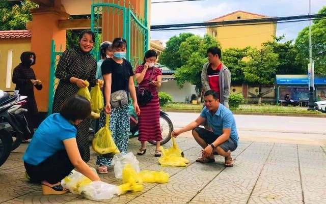 Đồng nghiệp, phu huynh rủ nhau mua cá giúp thầy giáo mắc bệnh K có thêm kinh phí chữa trị - Ảnh 1.