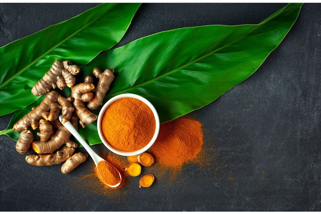 Curcumin - Hỗ trợ giảm triệu chứng viêm loét dạ dày - Ảnh 1.