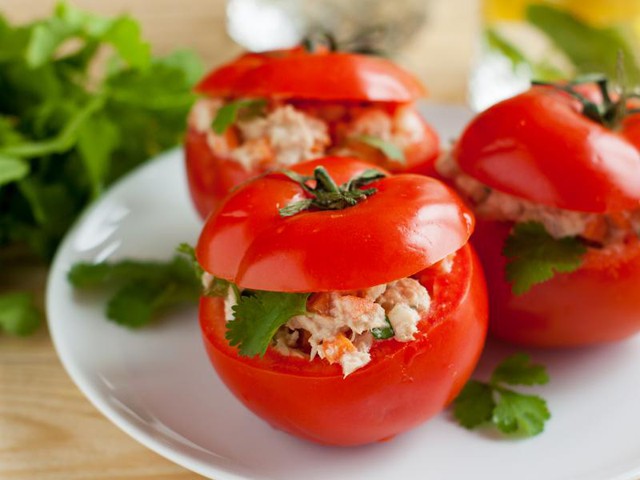 Tránh ăn cà chua nếu có 5 tình trạng sức khỏe này - Ảnh 4.