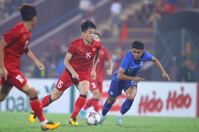 Rượt đuổi tỷ số kịch tính, U23 Việt Nam hoà tiếc nuối với U23 Singapore - Ảnh 1.