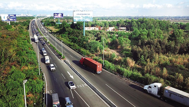 Bài toán khó trong vận hành hệ thống đường cao tốc ở Việt Nam - Ảnh 2.