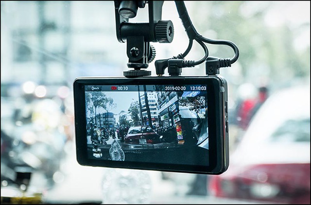 Ô tô cá nhân cũng có thể phải lắp camera giám sát hành trình - Ảnh 2.