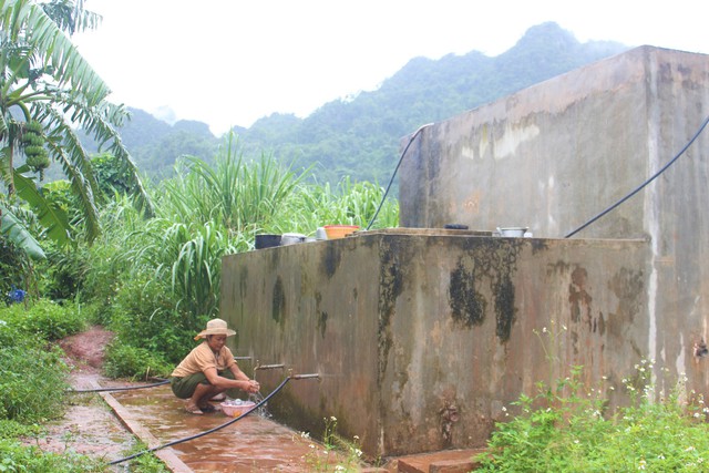 Chương trình MTQG 1719 mang lại cơ hội xây những ngôi nhà '3 cứng' cho đồng bào Chứt- Ảnh 8.