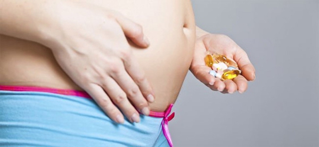 Tầm quan trọng của vitamin với sức khoẻ bà bầu và thai nhi - Ảnh 2.