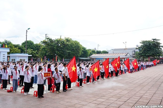 Trên 151.000 học sinh tỉnh Lai Châu bước vào năm học mới 2023 - 2024 - Ảnh 4.