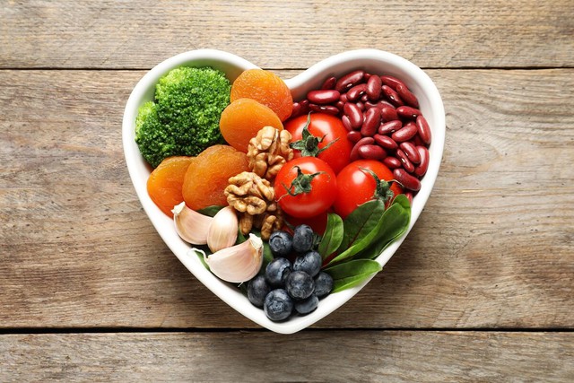 Bí quyết 3 bữa ăn trong ngày giúp giảm nguy cơ mắc bệnh tim mạch- Ảnh 1.