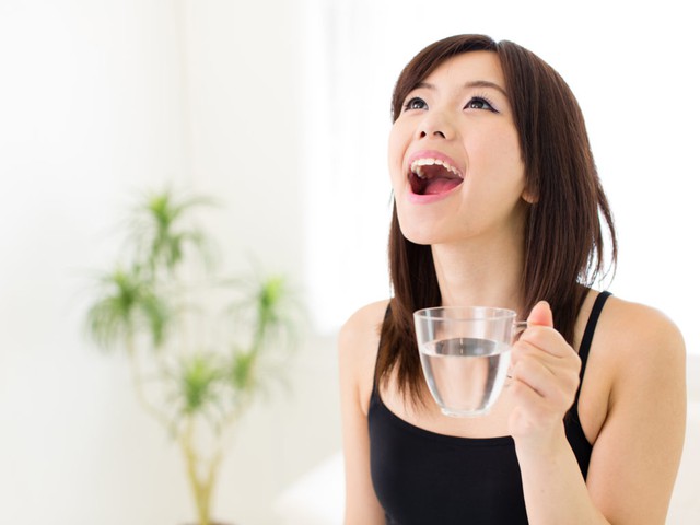 4 loại nước uống tự nhiên làm giảm đau rát họng, viêm họng mùa lạnh- Ảnh 4.