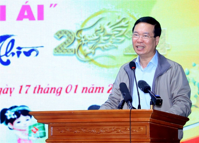 Chủ tịch nước Võ Văn Thưởng dự chương trình 'Tết Nhân ái' tại xã biên giới tỉnh Nghệ An- Ảnh 2.