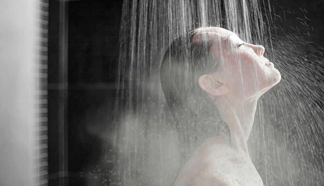 Lợi ích và rủi ro khi tắm nước nóng- Ảnh 3.