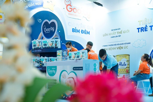 "Chuyên gia bỉm đêm" Gooby gây sự chú ý đặc biệt tại Triển lãm Vietbaby Fair 2024- Ảnh 2.