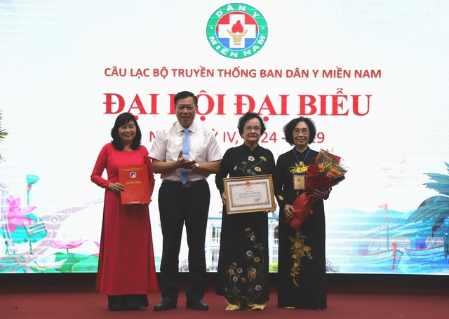 'CLB Truyền thống Ban Dân Y miền Nam thắp sáng ngọn lửa truyền thống lịch sử hào hùng của dân tộc'- Ảnh 4.