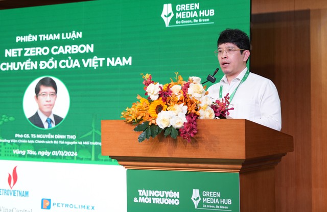 PGS-TS Nguyễn Đình Thọ - Viện trưởng Viện Chiến lược Chính sách (Bộ TN&MT) chia sẻ tại hội thảo