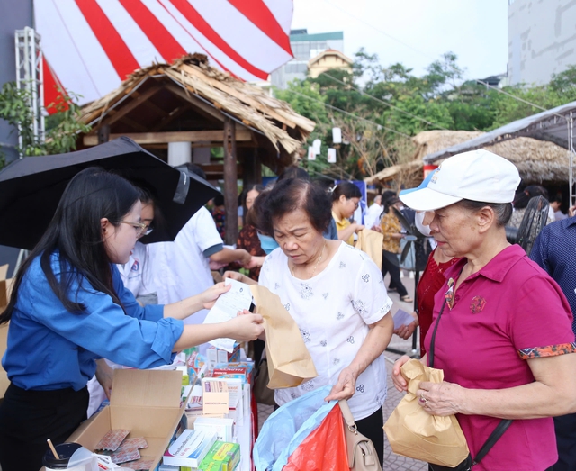 Chuyển đổi số trong y tế cộng đồng giúp hơn 1 triệu lượt người được sàng lọc bệnh miễn phí- Ảnh 10.