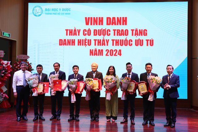 Thầy cô là nhân tố quyết định thành công của sự nghiệp đổi mới đào tạo nguồn nhân lực y tế- Ảnh 3.