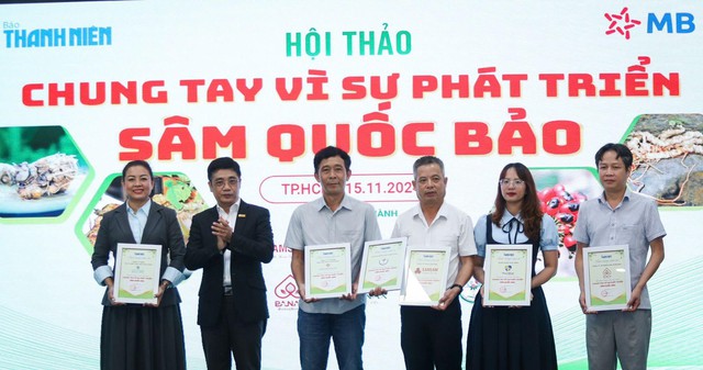 Chuyển giao khoa học ra mắt Hồng sâm Lai Châu - hồng sâm Việt Nam đầu tiên- Ảnh 1.