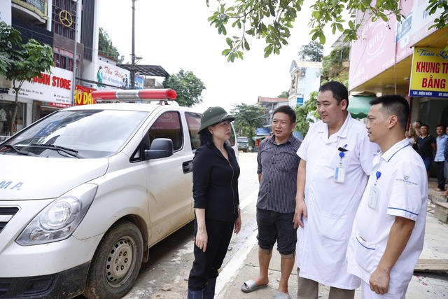 Khi thiên tai xảy ra, ngành y tế đóng vai trò quan trọng trong cấp cứu và phòng, chống dịch bệnh- Ảnh 2.