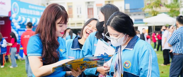 Thêm trường đại học 'nói không' với xét tuyển học bạ- Ảnh 1.