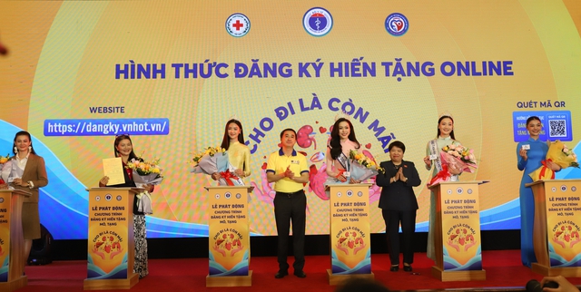 Rapper Đen Vâu, Hoa hậu Lương Thuỳ Linh đăng ký hiến mô, tạng- Ảnh 8.