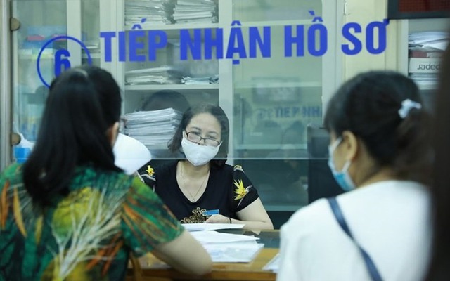 Nghỉ hưu trước tuổi khi sắp xếp, tinh gọn bộ máy được hưởng những quyền lợi gì?- Ảnh 1.