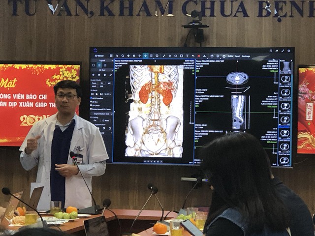 Bệnh viện E đáp ứng tương đối đủ thuốc thiết yếu điều trị người bệnh
- Ảnh 1. Bệnh viện E đáp ứng tương đối đủ thuốc thiết yếu điều trị người bệnh
- Ảnh 1.