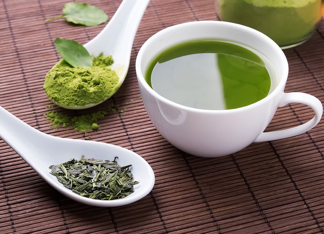 8 lợi ích sức khỏe tuyệt vời khi uống trà xanh mỗi ngày- Ảnh 2.