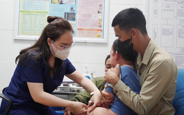 Quảng Bình: Nhiều trường hợp đến tiêm vaccine phòng dại sau Tết Nguyên đán- Ảnh 2.