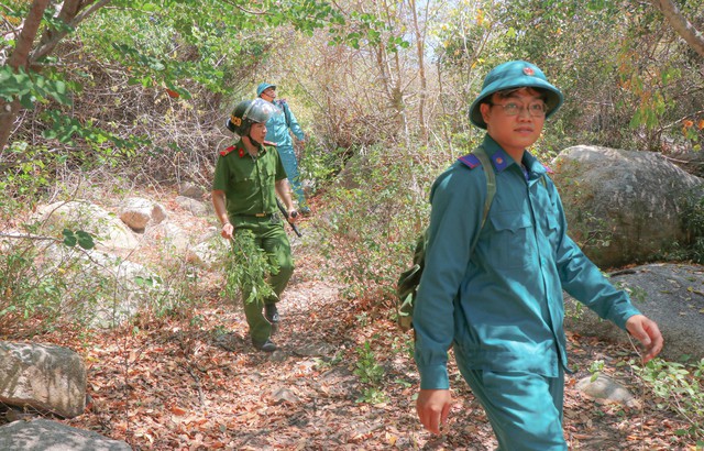 Trải lòng của bảo vệ rừng về các cuộc đối đầu 'sinh tử' với lâm tặc- Ảnh 4.