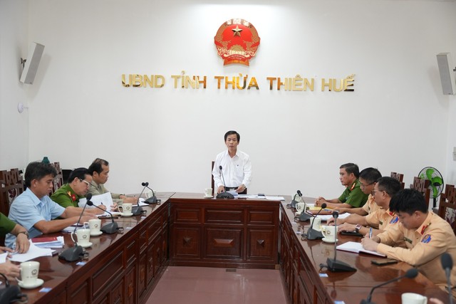 Thông tin mới nhất vụ tai nạn trên cao tốc Cam Lộ - La Sơn khiến 2 vợ chồng trẻ tử vong- Ảnh 1.