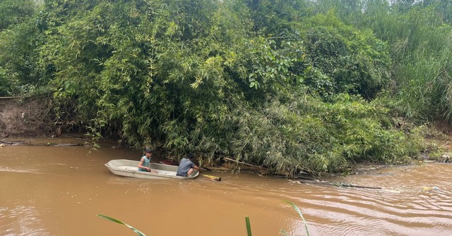 Rủ nhau ra sông chơi, hai anh em ruột bị đuối nước- Ảnh 1.