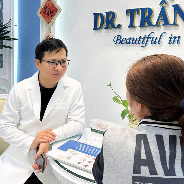 Hành trình xây dựng thương hiệu Dr.Trần Quyết - "bàn tay vàng" kiến tạo dáng mũi Asform- Ảnh 3.