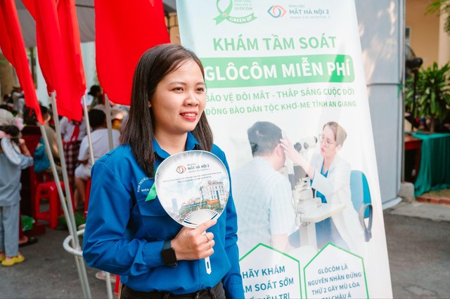 Gần 500 bệnh nhân An Giang được Bệnh viện Mắt Hà Nội cơ sở 2 khám và phát thuốc miễn phí- Ảnh 5.