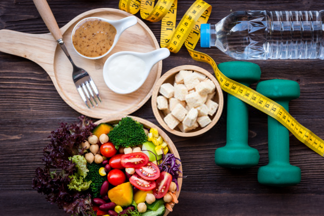 Dinh dưỡng lành mạnh song hành vận động thường xuyên giúp duy trì và nâng cao sức khỏe- Ảnh 4.