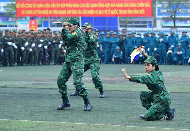 Sáng đẹp hình ảnh nữ quân nhân Bộ đội Biên phòng- Ảnh 6.
