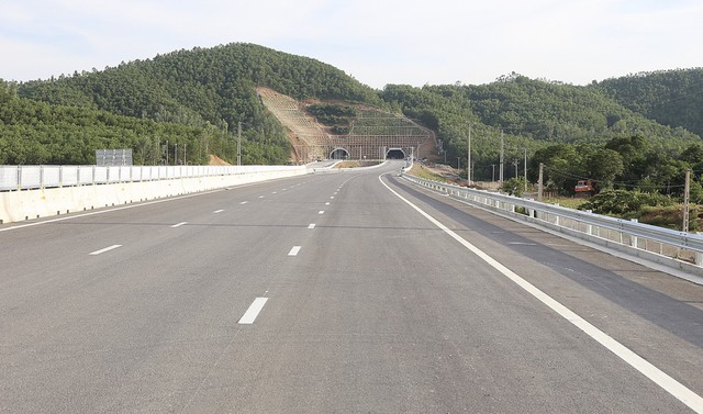 Cao tốc Nghi Sơn - Diễn Châu có trạm dừng nghỉ tạm thời trước 30/4- Ảnh 2.