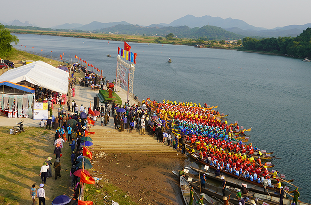 Hơn 500 tay đua tranh tài trên sông Gianh- Ảnh 2.