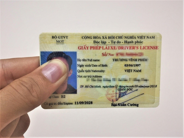 Cho người khác mượn giấy phép lái xe của mình thì sẽ bị xử lý thế nào?- Ảnh 1.