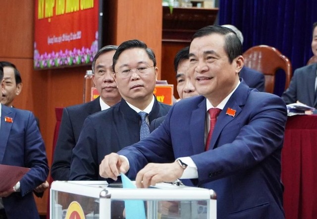 Quảng Nam miễn nhiệm chức danh Chủ tịch HĐND, Chủ tịch UBND tỉnh- Ảnh 1.