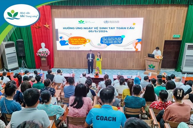 Bệnh viện Nhi TƯ hưởng ứng Ngày Vệ sinh tay toàn cầu 2024: Rửa tay phòng chống nhiễm khuẩn- Ảnh 2.