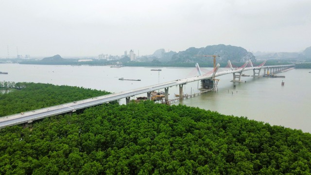 Cầu Bến Rừng nối Hải Phòng - Quảng Ninh không kịp thông xe theo dự kiến- Ảnh 1.