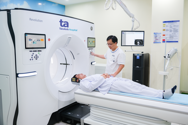 Việt Nam có "siêu máy" CT 1975 lát cắt, chẩn đoán đột quỵ, ung thư chỉ trong vài phút- Ảnh 1.
