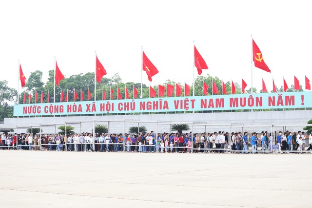 Từ hôm nay (10/6) tạm dừng tổ chức viếng Lăng Chủ tịch Hồ Chí Minh- Ảnh 2.