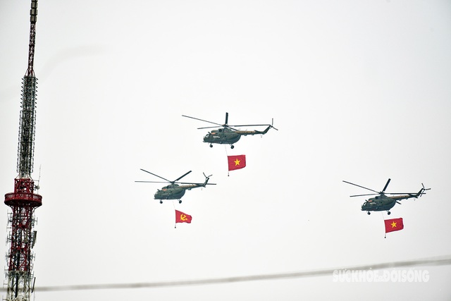 Hơn 12.000 người tham gia chương trình Sơ duyệt Lễ kỷ niệm 70 năm Chiến thắng Điện Biên Phủ- Ảnh 2.