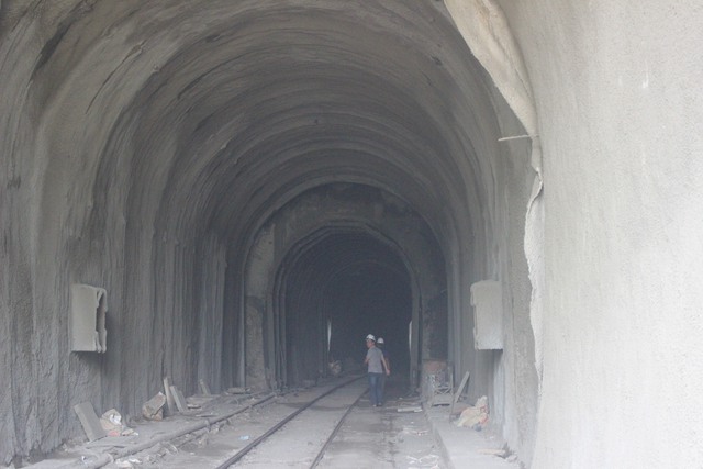 Chính thức thông hầm đường sắt Bắc Nam qua Phú Yên- Ảnh 1.