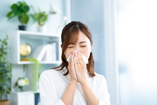 Phân biệt viêm mũi dị ứng với các bệnh về hô hấp khác- Ảnh 1.